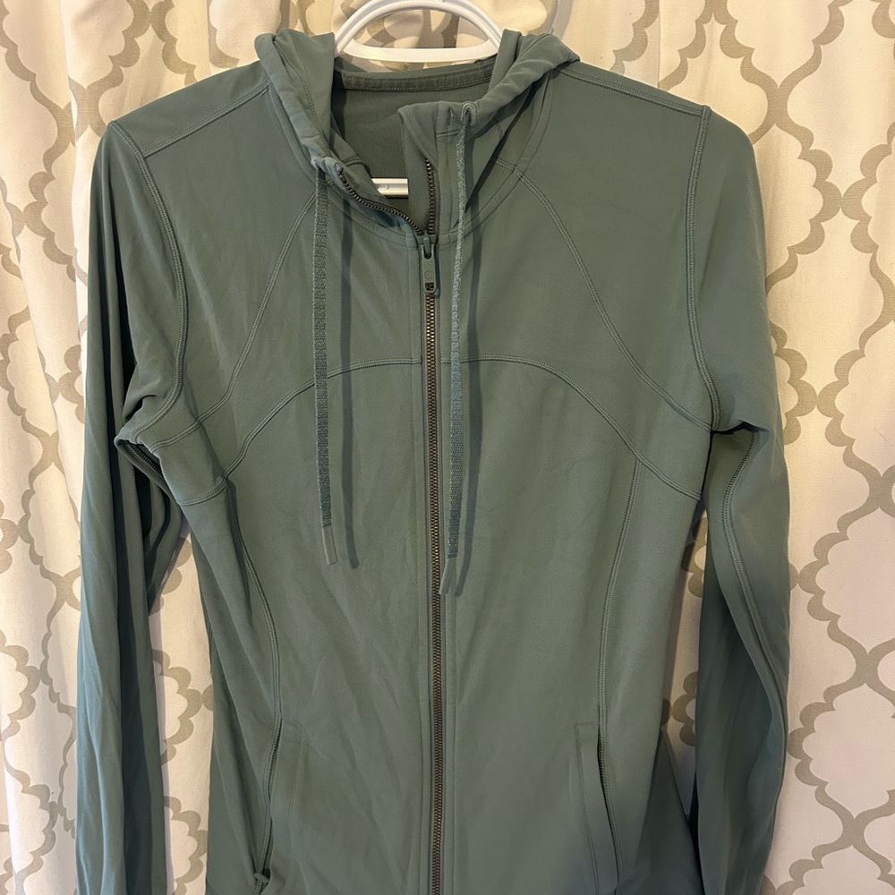 Lululemon hooded define jacket size 8